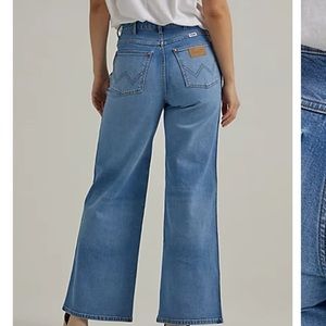 Wrangler jeans size 32 NWT